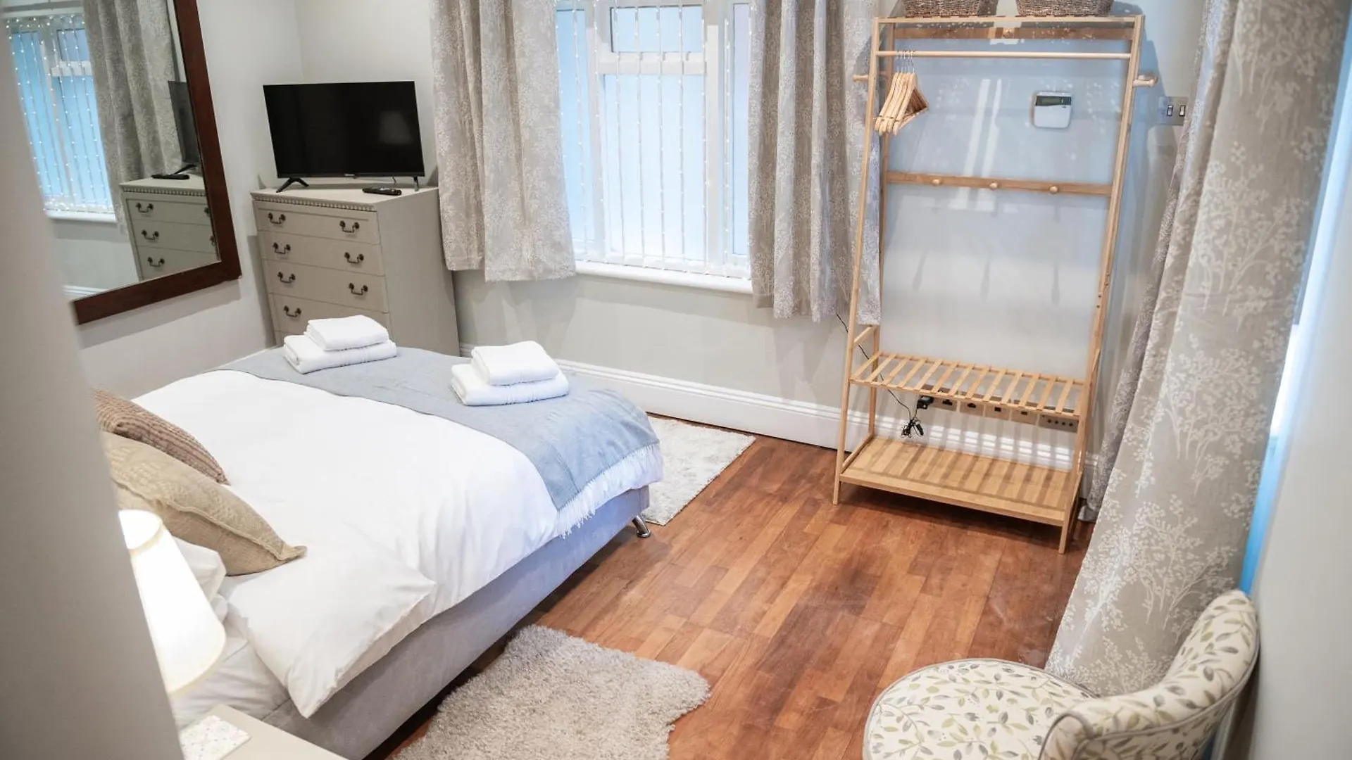 Boutique Townhouse Rooftop Terrace, Hot Tub, By Cruise Terminal, Oxford Street Southampton United Kingdom